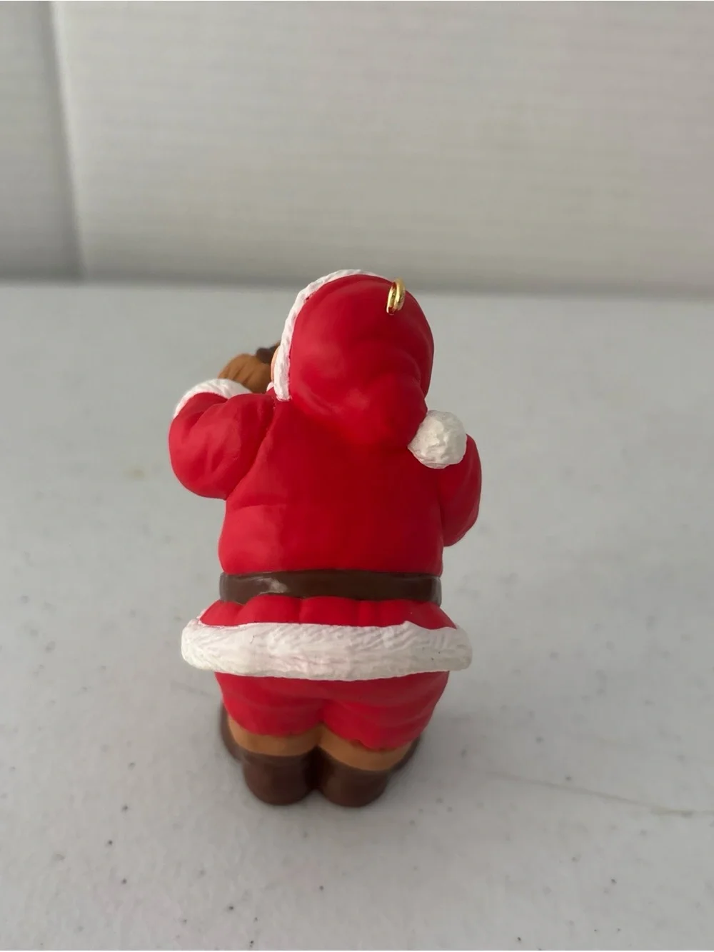 Hallmark Keepsake New Christmas Friend 1998 Santa Hushing Puppy Ornament MIB